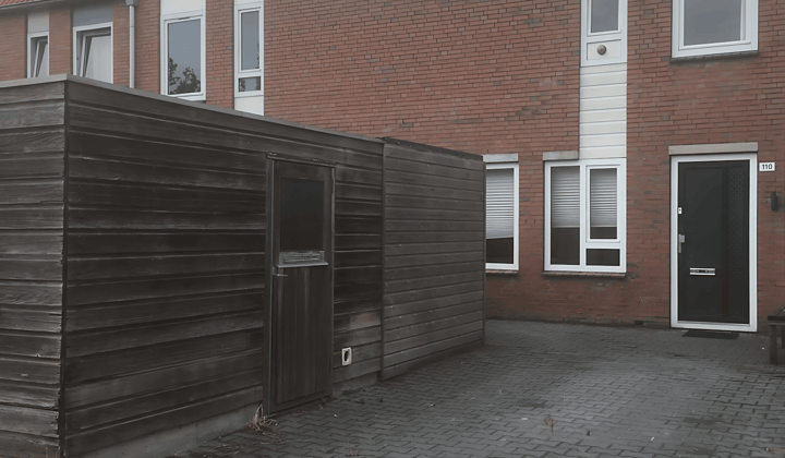 Kamer · 84 m² · €675,-