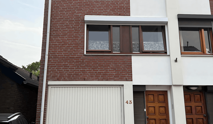 Huis · 77 m² · €1200,-