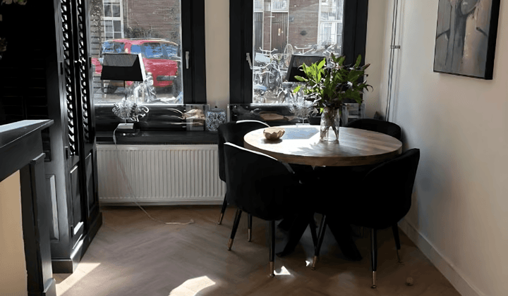 Appartement · 45 m² · €1250,-