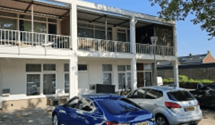 Appartement · 90 m² · €1295,-