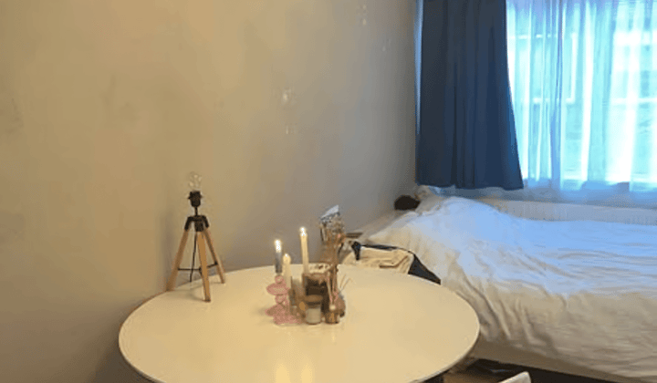 Kamer · €450,-