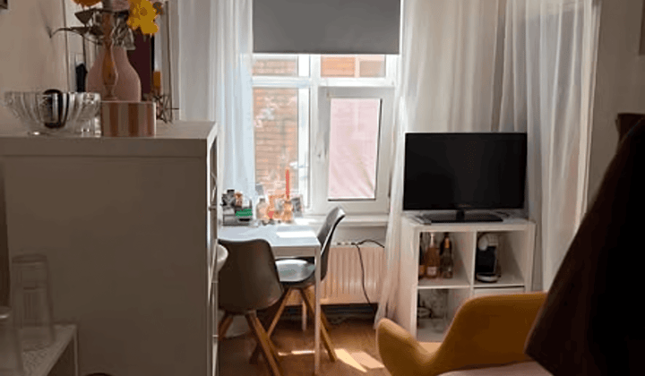 Kamer · 10 m² · €511,-