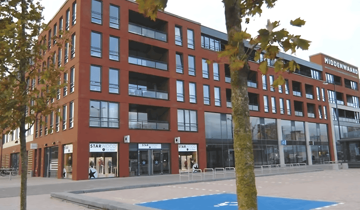 Appartement · 76 m² · €975,-
