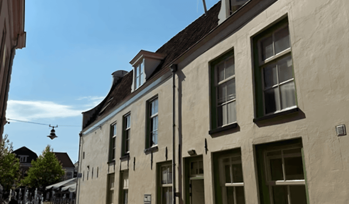 Appartement · 24 m² · €953,-