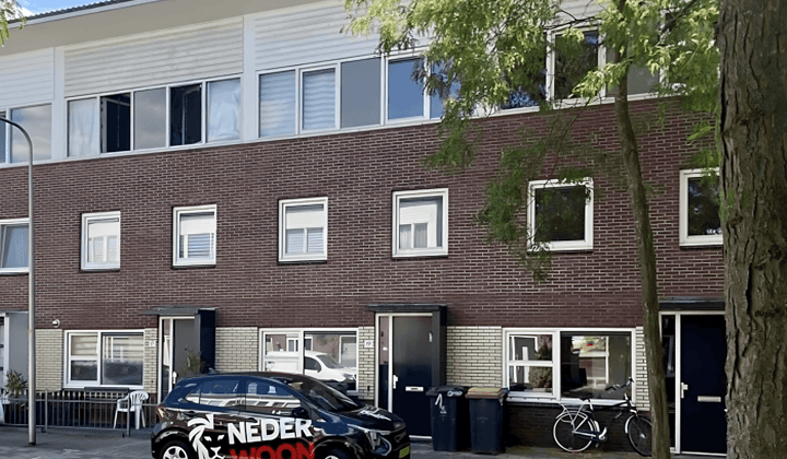 Kamer · 18 m² · €642,-