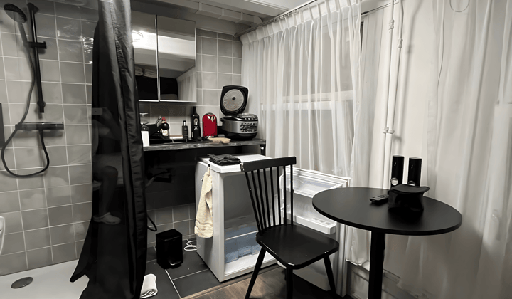 Studio · 9 m² · €1000,-