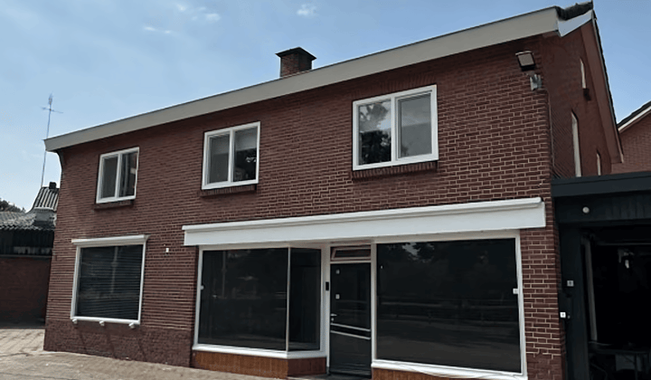 Huis · 176 m² · €1495,-