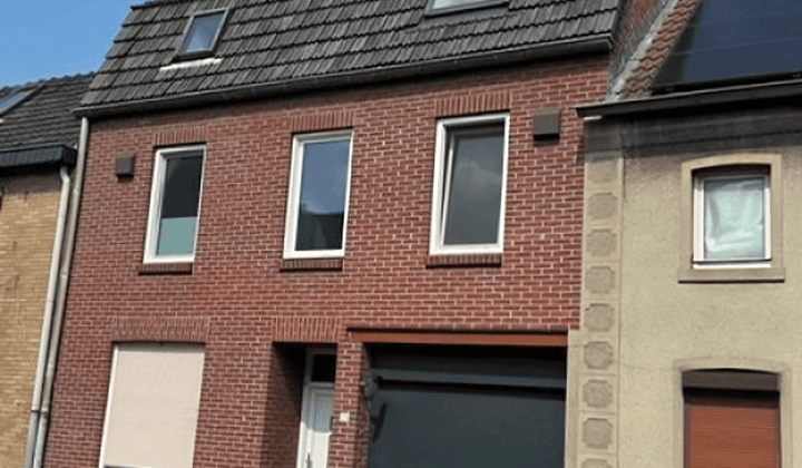 Huis · 178 m² · €1800,-