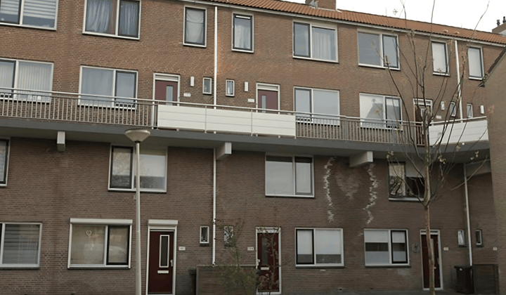 Kamer · 57 m² · €713,-