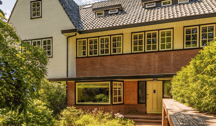 Huis · 175 m² · €3950,-