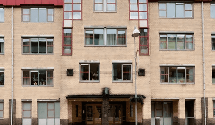 Studio · 45 m² · €865,-