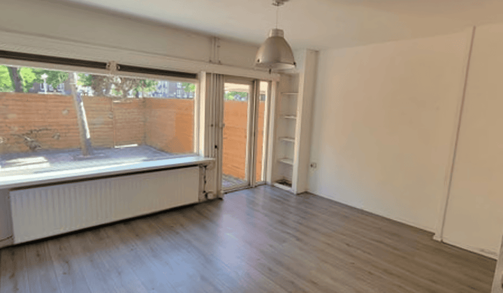 Huis · 82 m² · €2950,-