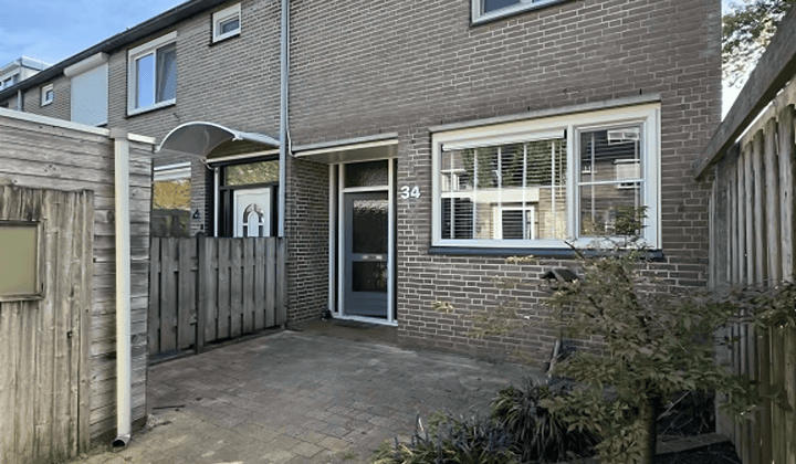 Huis · 121 m² · €1895,-