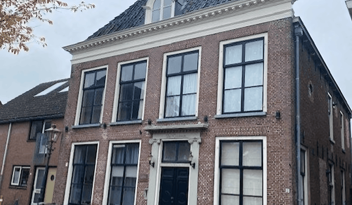 Studio · 28 m² · €600,-