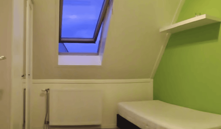 Kamer · €500,-