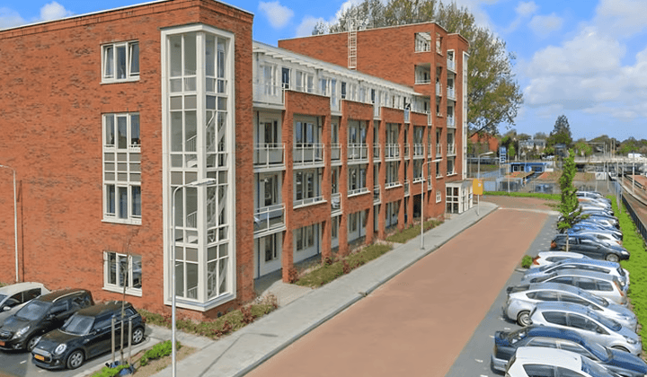 Appartement · 83 m² · €1515,-