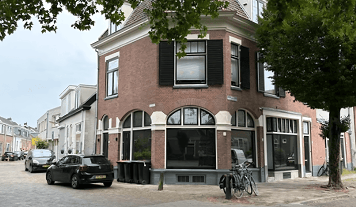 Appartement · 9 m² · €1015,-