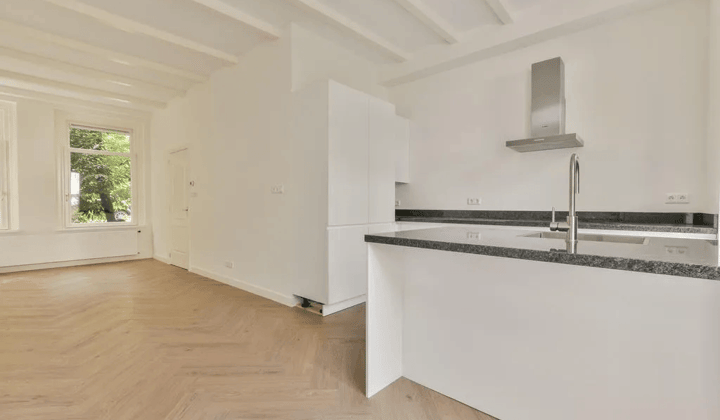 Huis · 88 m² · €3200,-