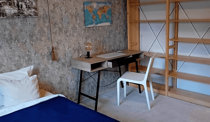 Kamer · 16 m² · €700,-
