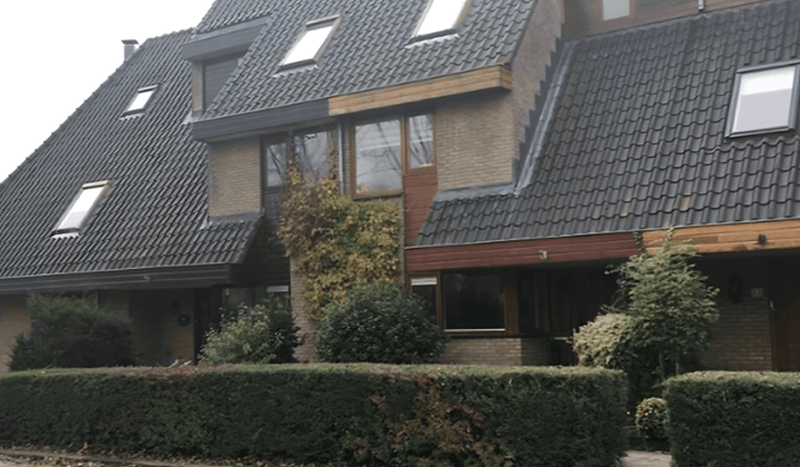 Kamer · 9 m² · €330,-