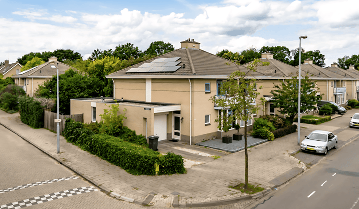 Huis · 124 m² · €1850,-