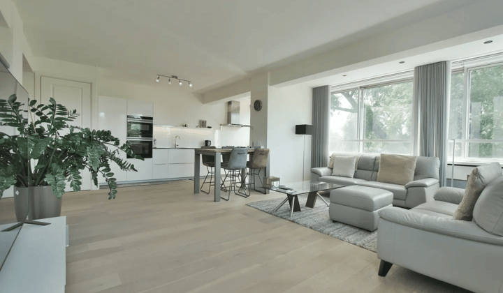 Appartement · 110 m² · €3500,-