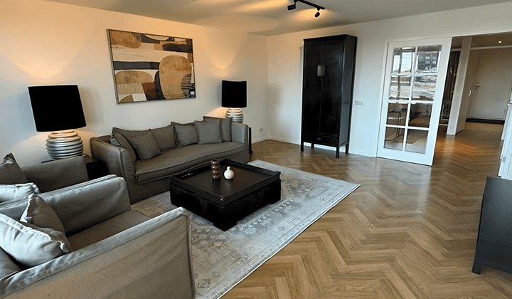Appartement · 105 m² · €3250,-