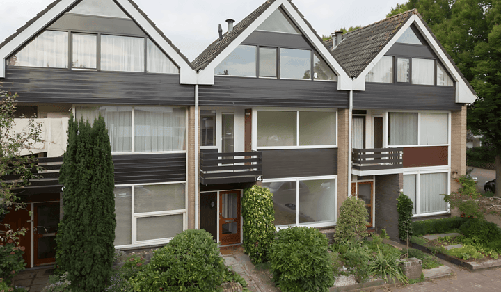 Huis · 140 m² · €3000,-