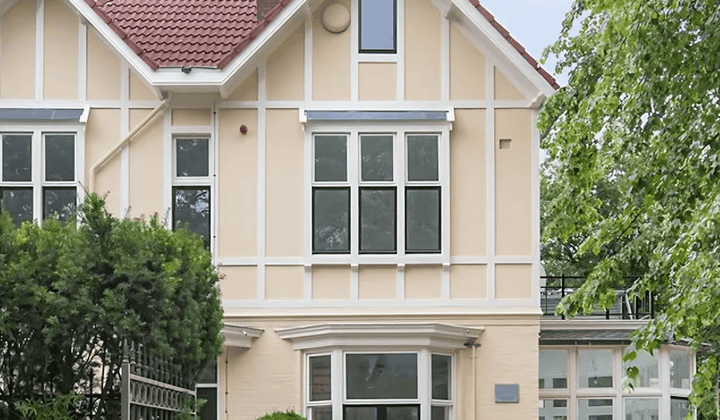 Appartement · 45 m² · €999,-