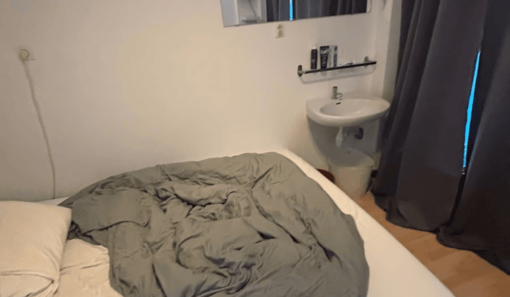 Kamer · 9 m² · €450,-