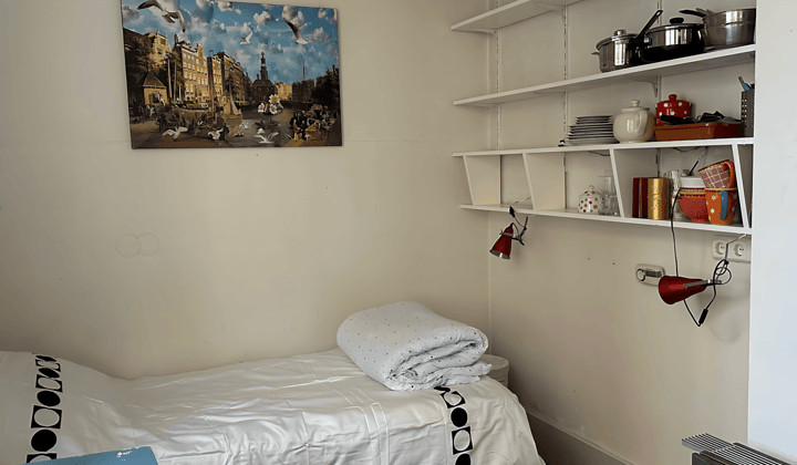 Kamer · 12 m² · €875,-