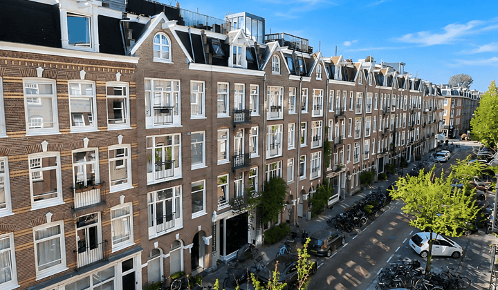 Appartement · 50 m² · €2400,-