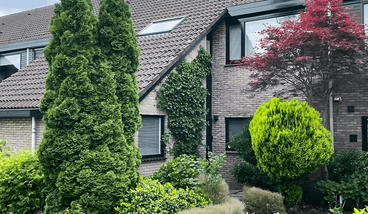 Huis · 141 m² · €1879,-