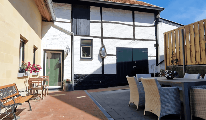 Huis · 150 m² · €1995,-