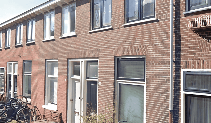 Huis · 68 m² · €1700,-