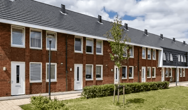 Huis · 115 m² · €1075,-