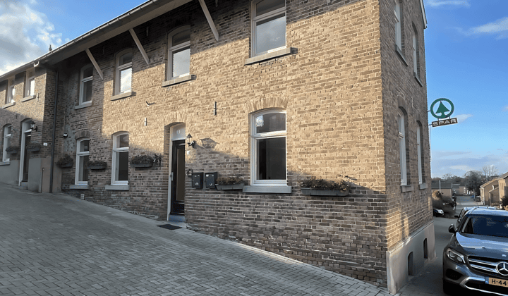 Huis · 130 m² · €1350,-