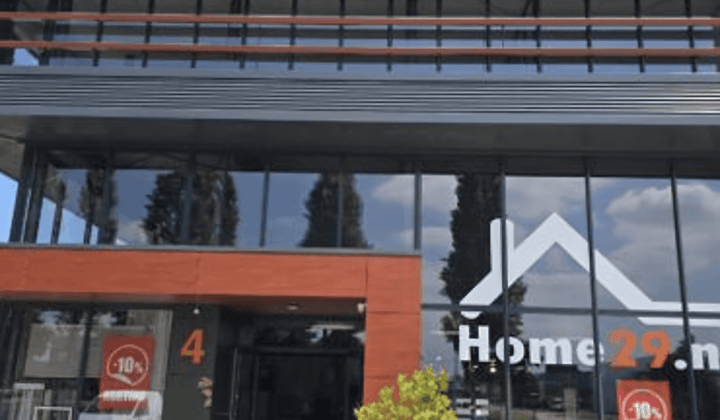 Kantoor · 300 m² · €2750,-