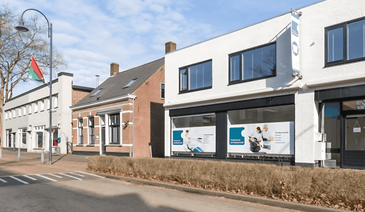Appartement · 90 m² · €1595,-