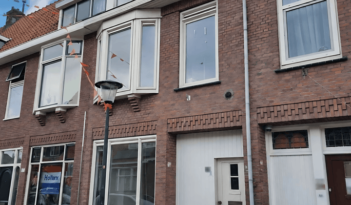 Huis · 133 m² · €2350,-