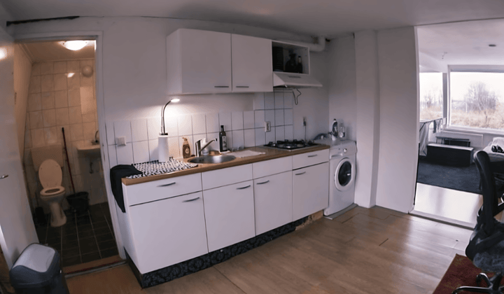 Studio · 40 m² · €975,-