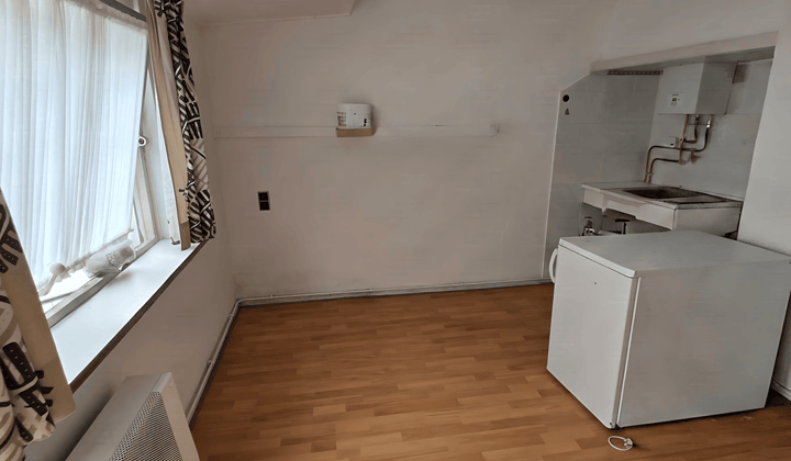 Kamer · 18 m² · €650,-