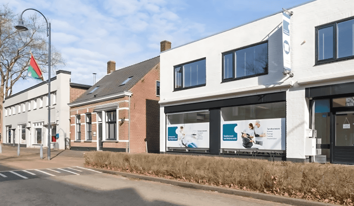 Appartement · 90 m² · €1595,-