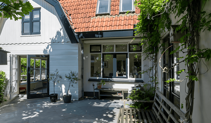 Huis · 143 m² · €2950,-