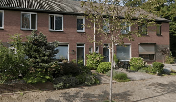 Huis · 51 m² · €932,-