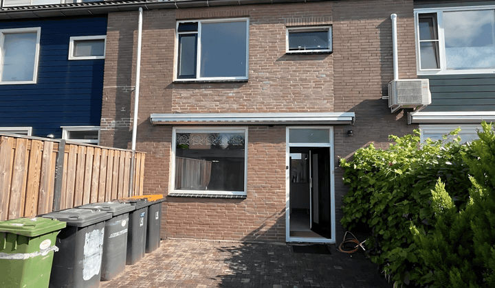 Huis · 123 m² · €2690,-
