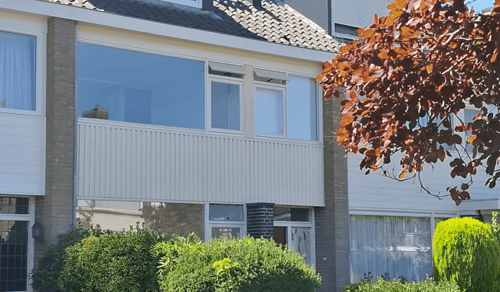Huis · 149 m² · €3800,-