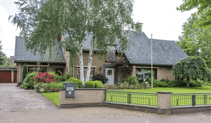 Huis · 295 m² · €2450,-