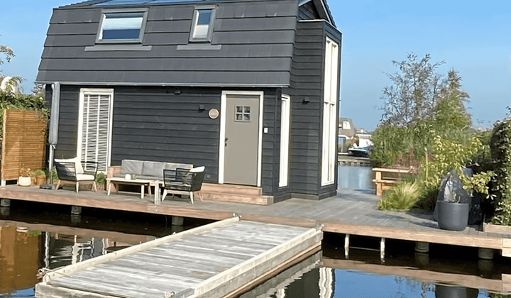 Huis · 65 m² · €1700,-