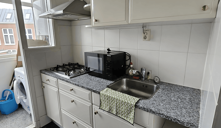 Kamer · 14 m² · €765,-